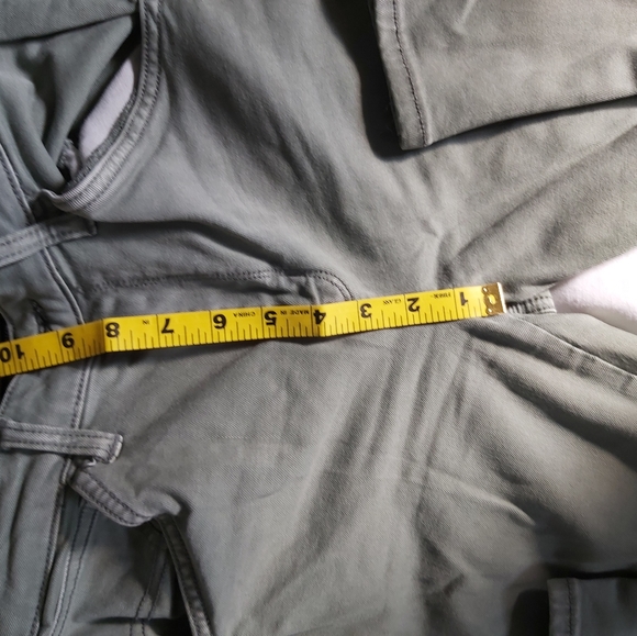 American Eagle high rise khaki green Cropped jeggings - Picture 6 of 9